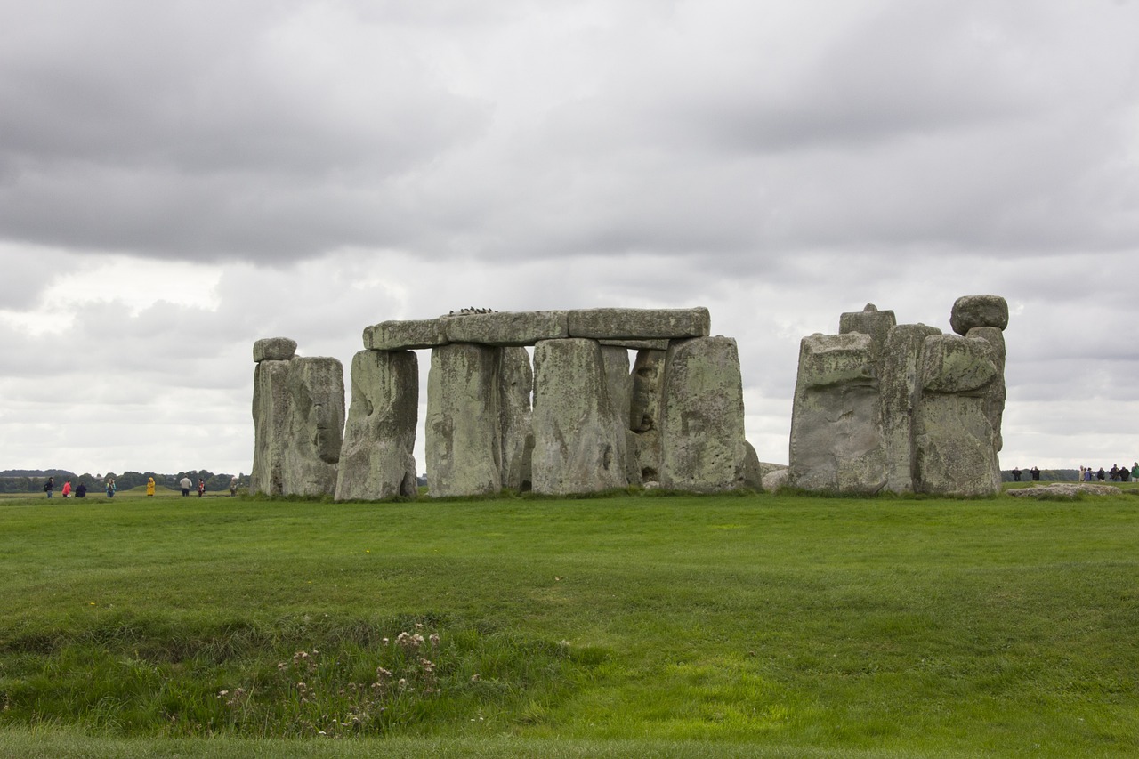 The Secrets of the Stonehenge Alignment